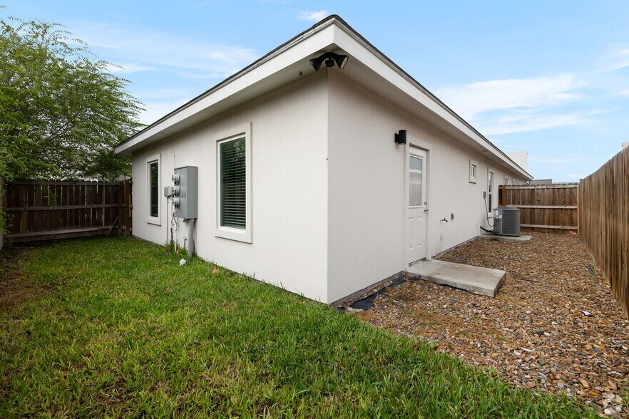 205 Lauryn Dr, San Juan, TX à vendre - Photo de l’immeuble – Image 3 sur 10