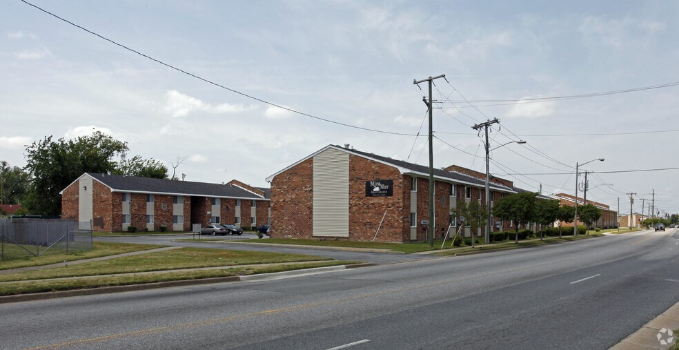 7131 Sewells Point Rd, Norfolk, VA à vendre - Photo de l’immeuble – Image 3 sur 6