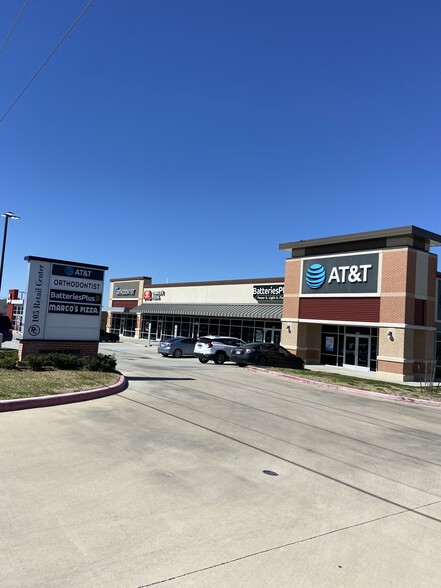 19970 Eva St, Montgomery, TX à louer - Photo de l’immeuble – Image 2 sur 6