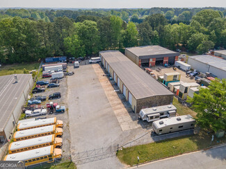 Plus de détails pour 215 Industrial Way, Fayetteville, GA - Industriel/Logistique à vendre