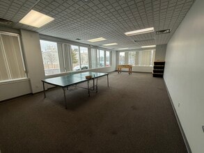 8692 Olde Worthington Rd, Westerville, OH à louer Photo intérieure– Image 1 sur 5