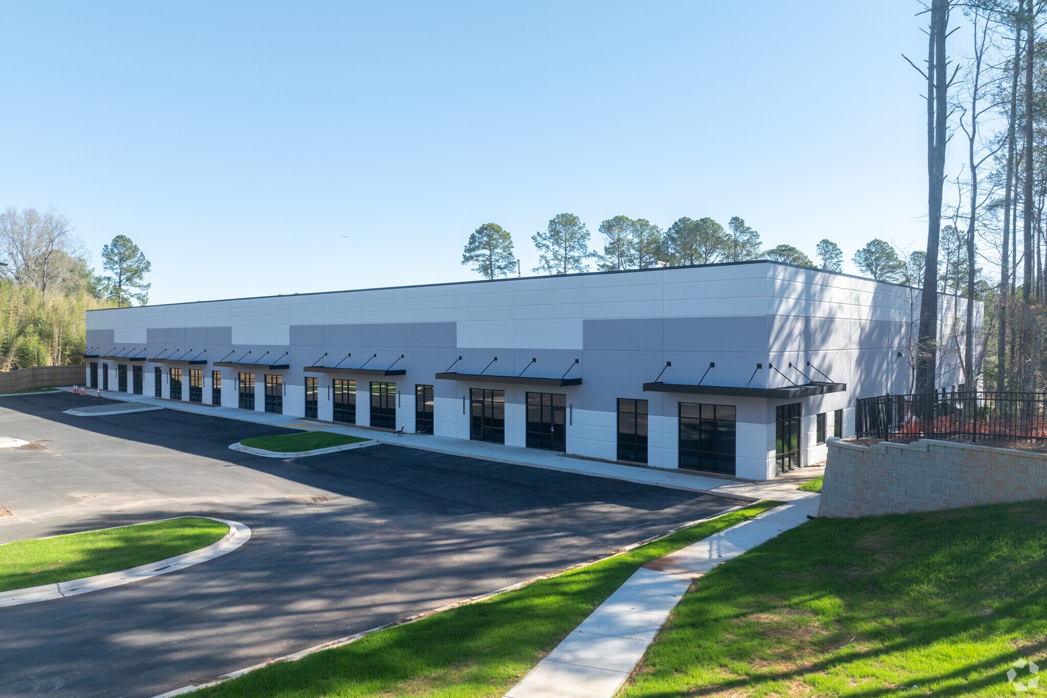 10601 World Trade Blvd, Raleigh, NC à louer Photo principale– Image 1 sur 5