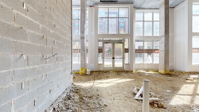 100 E Main St, Lewisville, TX à louer Numérisation 3D Matterport– Image 1 sur 15