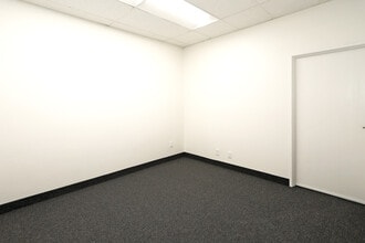 75-161 Sego Ln, Palm Desert, CA à louer Photo intérieure– Image 2 sur 6