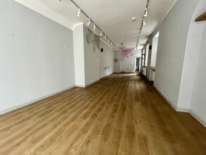 57 King St, Carmarthen à louer Photo intérieure– Image 2 sur 4