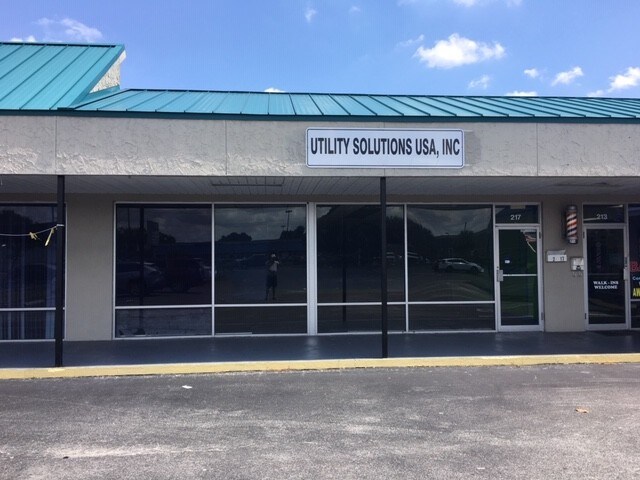 219 Avenue O SW, Winter Haven, FL à louer - Photo de l’immeuble – Image 3 sur 7