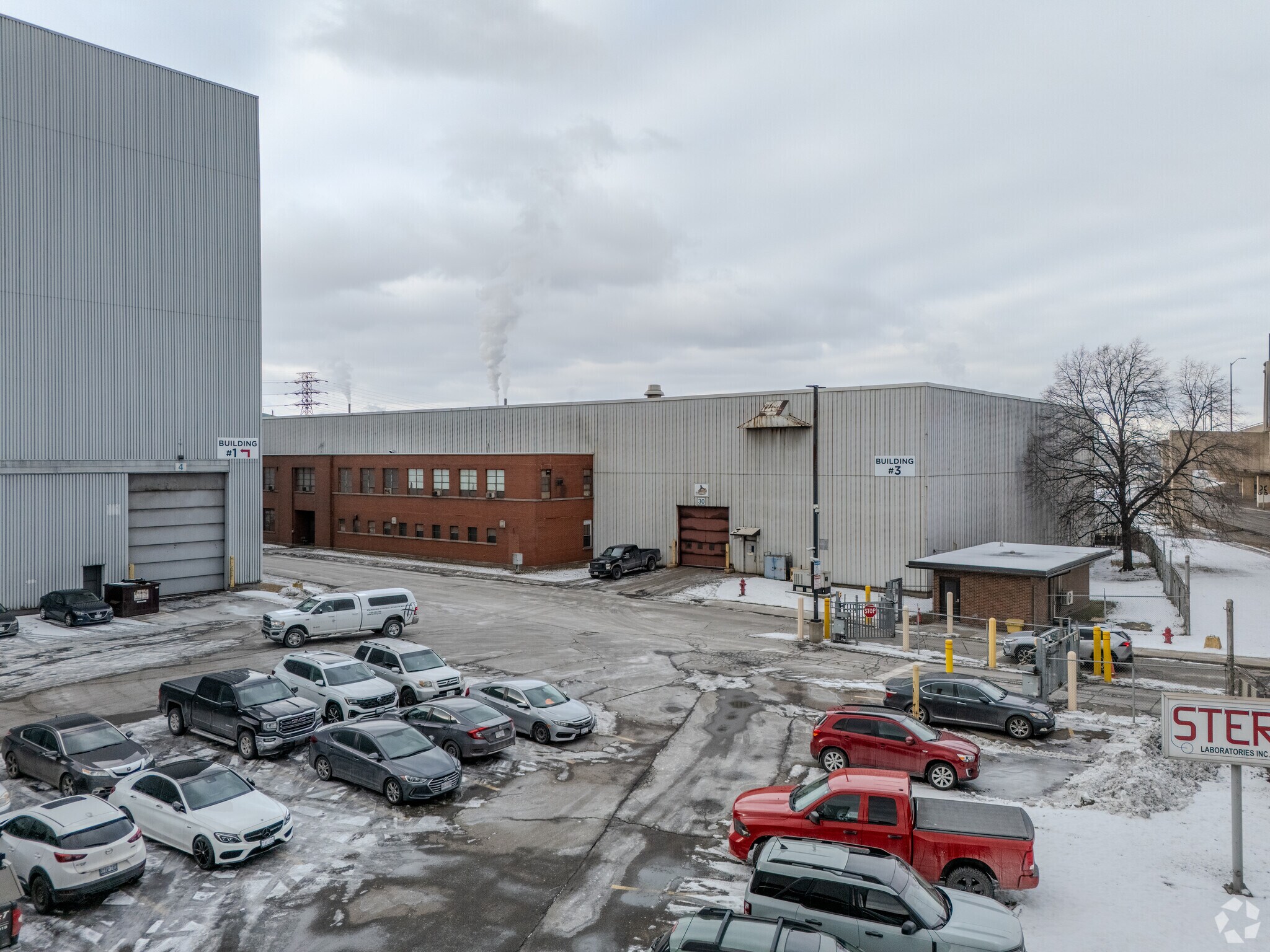 1632 Burlington St E, Hamilton, ON à louer Photo principale– Image 1 sur 7