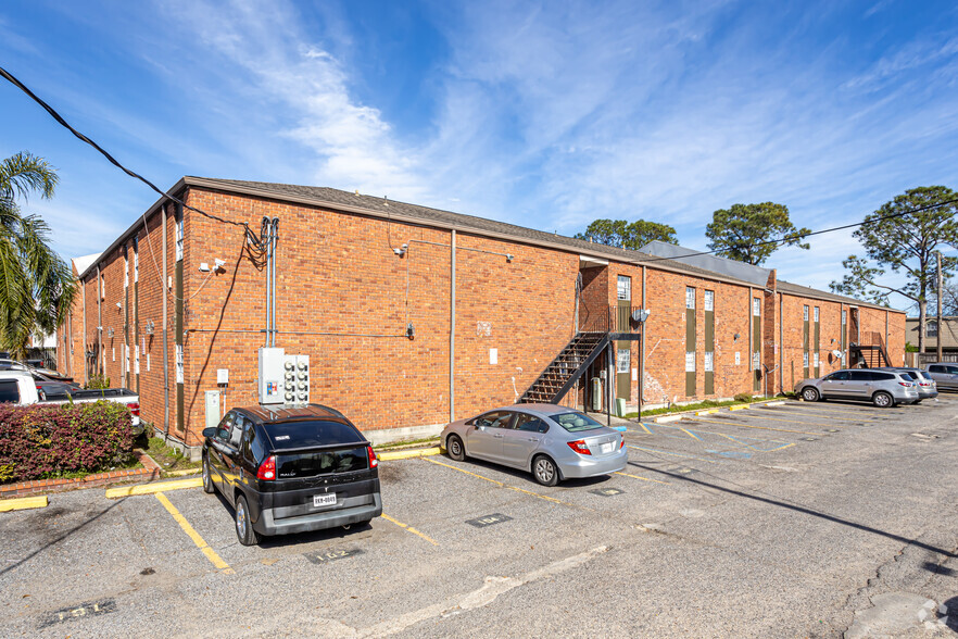 4021 Hessmer Ave, Metairie, LA à vendre - Photo de l’immeuble – Image 2 sur 20