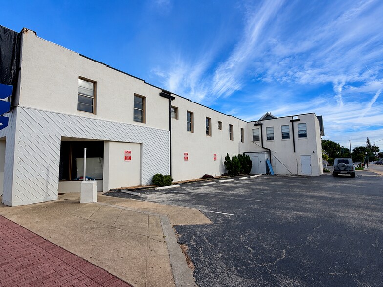 604 Main St, Daytona Beach, FL à vendre - Photo de l’immeuble – Image 3 sur 12