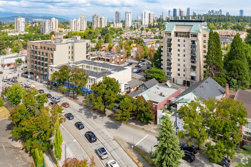5552-5558 Joyce St, Vancouver, BC à vendre - Aérien – Image 2 sur 2