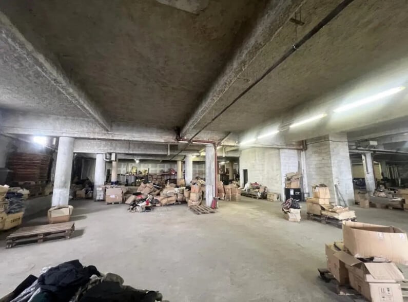 Local d’activités dans Choisy-le-Roi à louer - Photo de l’immeuble – Image 2 sur 6