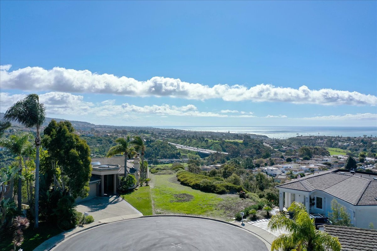 View Photo