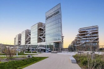 1 Place Des Papeteries, Nanterre à louer Photo de l’immeuble– Image 1 sur 1