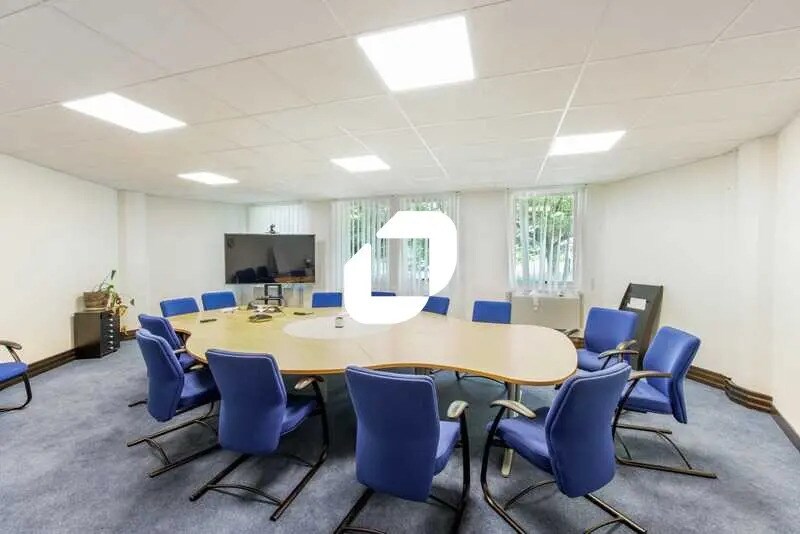 Bureau dans Saint-Aubin à vendre - Photo de l’immeuble – Image 3 sur 16