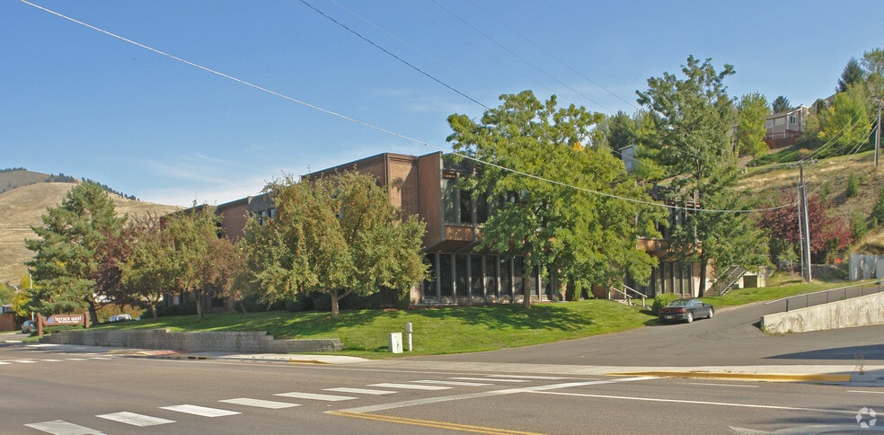 619 SW Higgins Ave, Missoula, MT à vendre - Photo principale – Image 1 sur 3