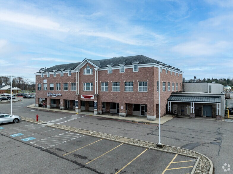 8870-8934 Darrow Rd, Twinsburg, OH à louer - Photo principale – Image 3 sur 5