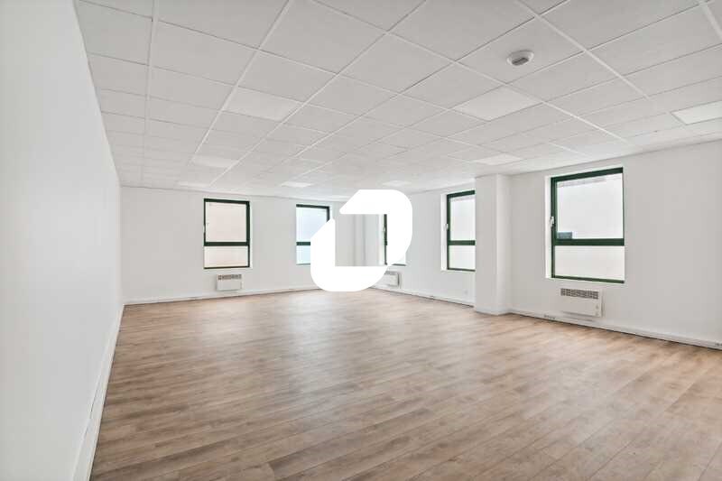 Local d’activités dans Viry-Châtillon à louer - Photo intérieure – Image 2 sur 11