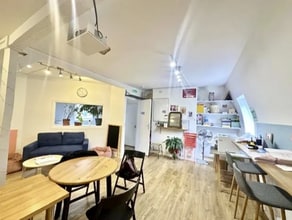 16 Passage Du Cheval Blanc, Paris à louer Photo intérieure– Image 2 sur 4