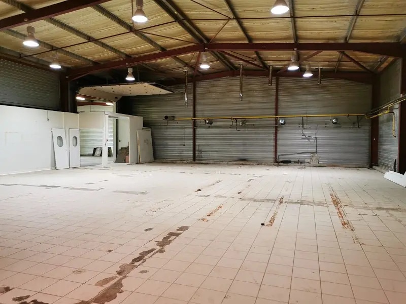 Local d’activités dans Le Fauga à louer Photo de l’immeuble– Image 1 sur 7