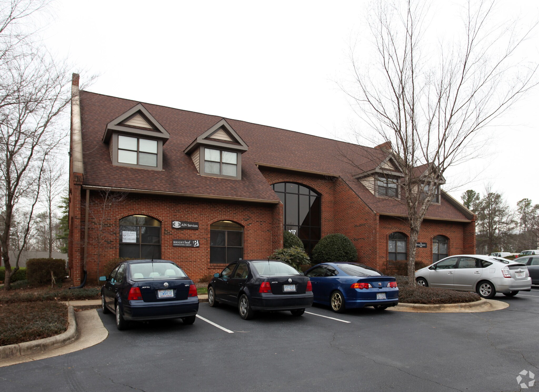107 Fountain Brook Cir, Cary, NC à vendre Photo principale– Image 1 sur 4