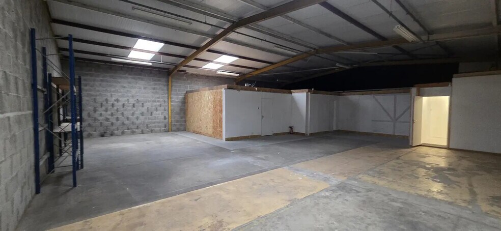 Industriel/Logistique dans Avrillé à louer - Photo de l’immeuble – Image 1 sur 5