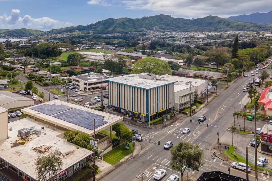 45-955 Kamehameha Hwy, Kāneohe, HI à louer - Photo de l’immeuble – Image 2 sur 7