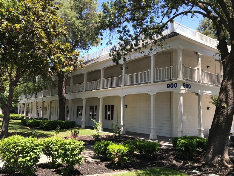 900 Howe Ave, Sacramento, CA à louer - Photo de l’immeuble – Image 2 sur 7