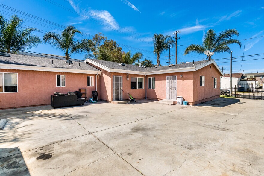 660 W 94th St, Los Angeles, CA à vendre - Photo de l’immeuble – Image 3 sur 14