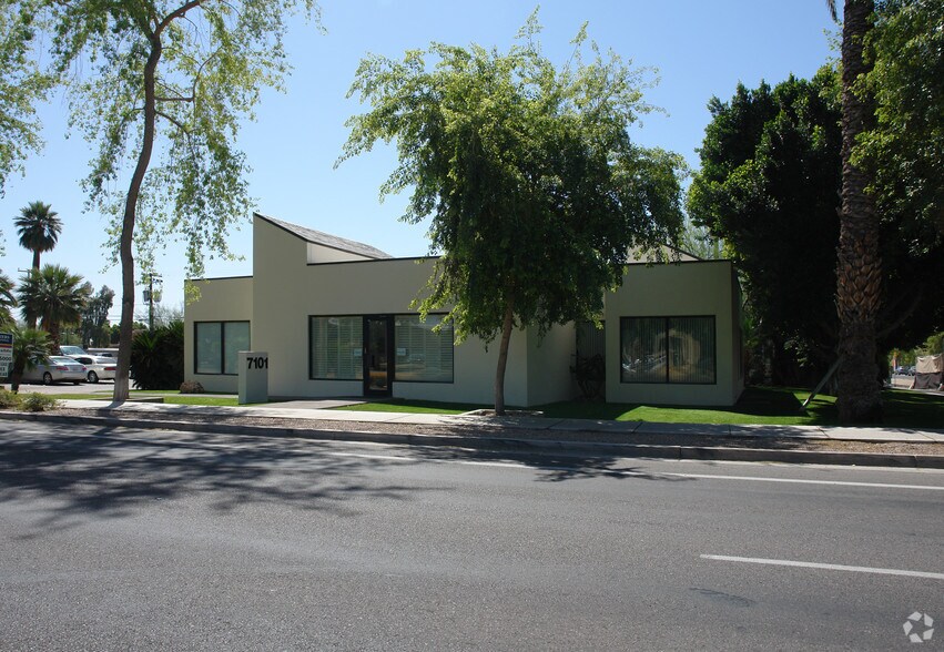 7101 E Indian School Rd, Scottsdale, AZ à vendre - Photo de l’immeuble – Image 2 sur 8