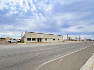 Plus de détails pour 200 N Pine St, Kermit, TX - Industriel/Logistique à vendre