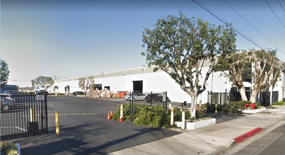 331-401 W Victoria St, Gardena, CA à louer - Photo de l’immeuble – Image 2 sur 11