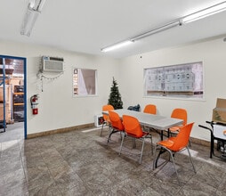 1930-1960 52e Av, Montréal, QC à louer Photo intérieure– Image 2 sur 3