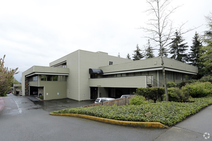 19530 International Blvd, Seatac, WA à louer - Photo de l’immeuble – Image 2 sur 5