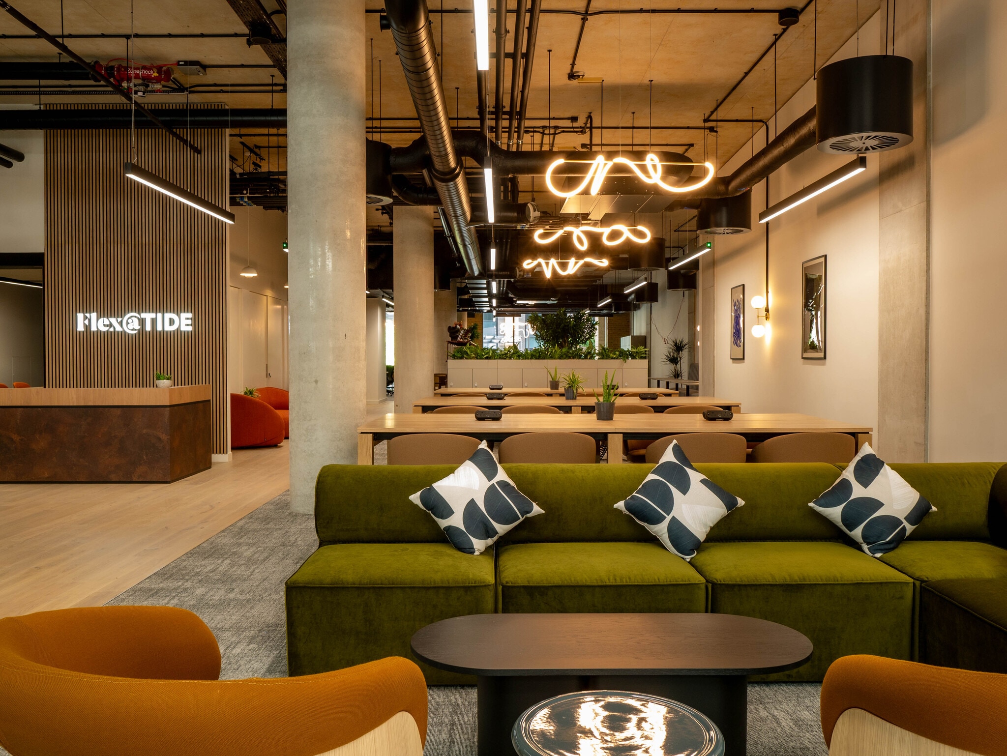 135 Park St, Londres à louer Photo intérieure– Image 1 sur 20