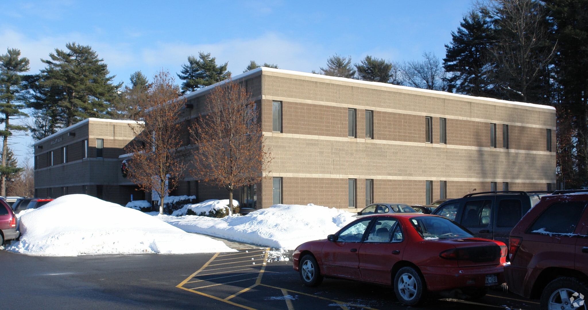 700 Mcclellan St, Schenectady, NY à louer Photo principale– Image 1 sur 24