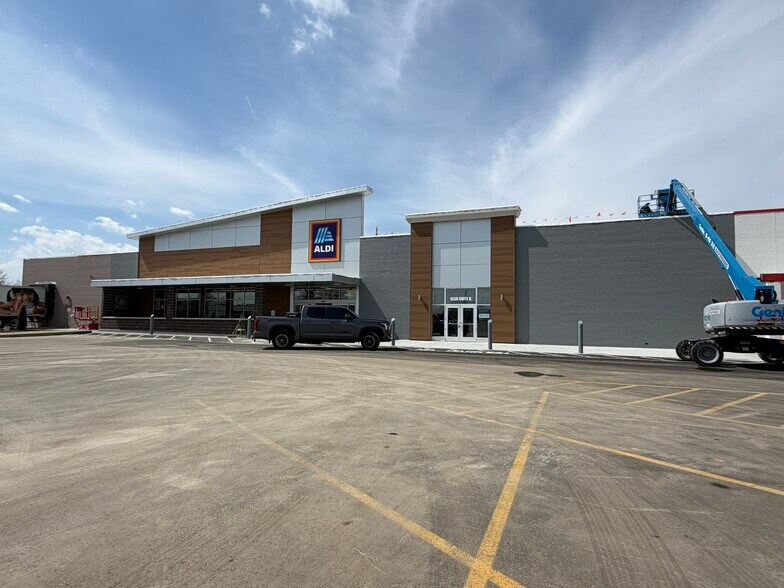 1538-1540 N Morton St, Franklin, IN à louer - Photo de l’immeuble – Image 2 sur 2