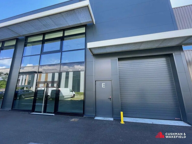 7 Rue Léon Morane, Mérignac à louer - Photo de l’immeuble – Image 3 sur 14