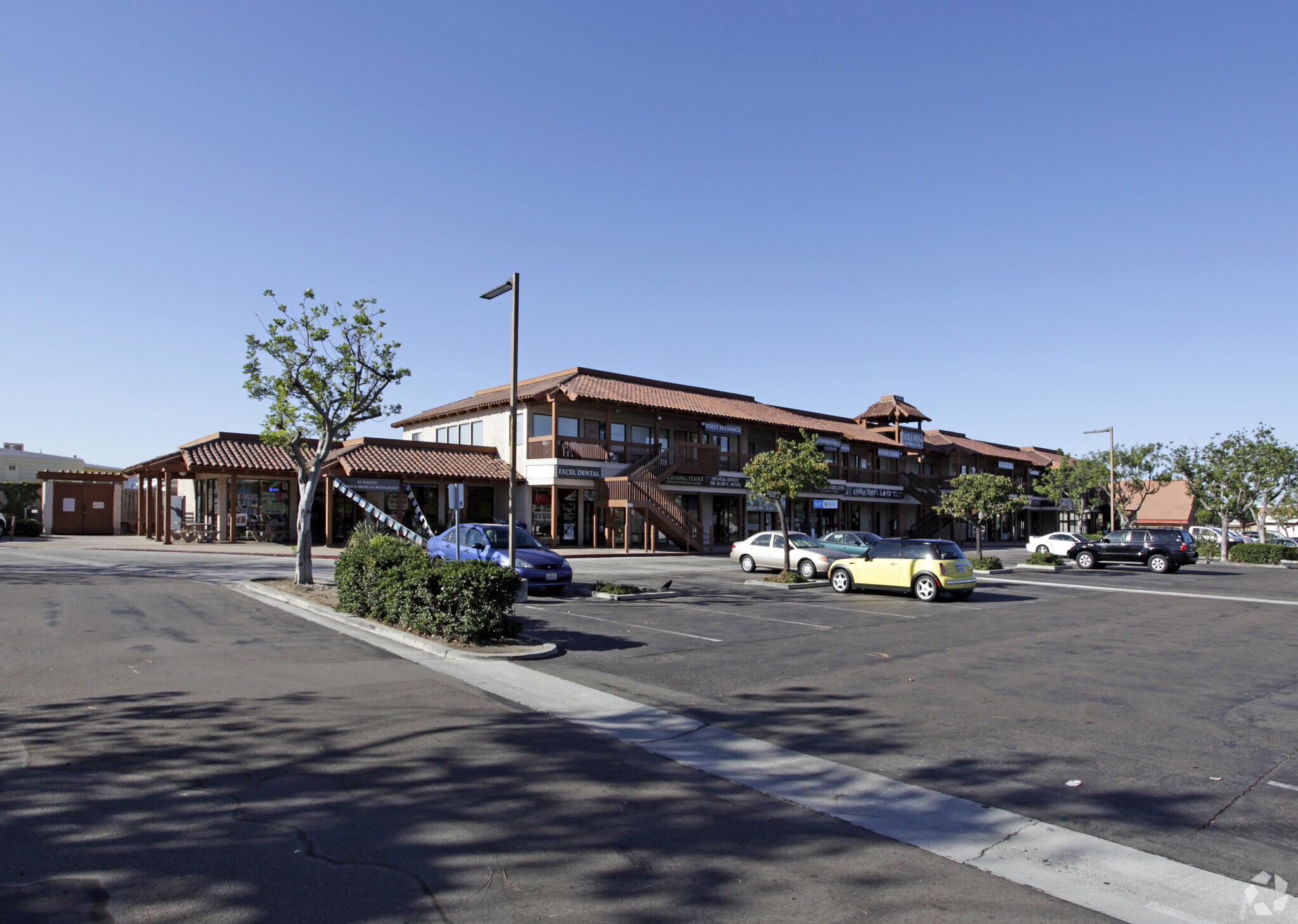 9175-9225 Mira Mesa Blvd, San Diego, CA à louer Photo principale– Image 1 sur 4