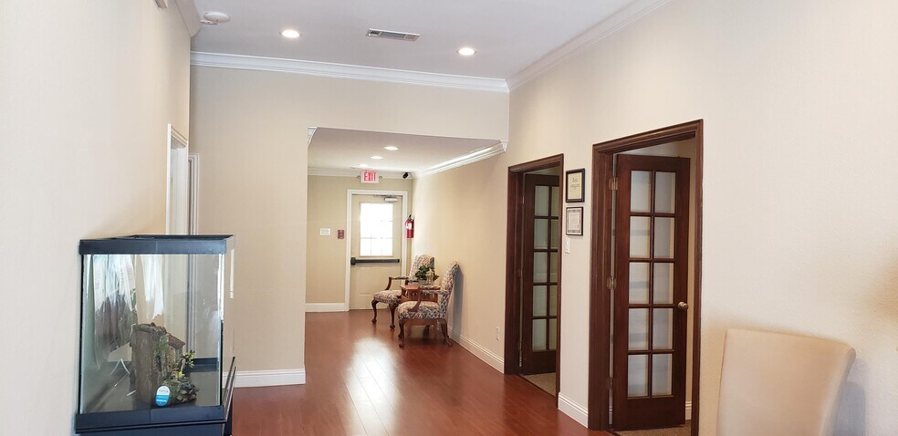 6110 Dalrock Rd, Rowlett, TX à louer - Photo intérieure – Image 3 sur 15