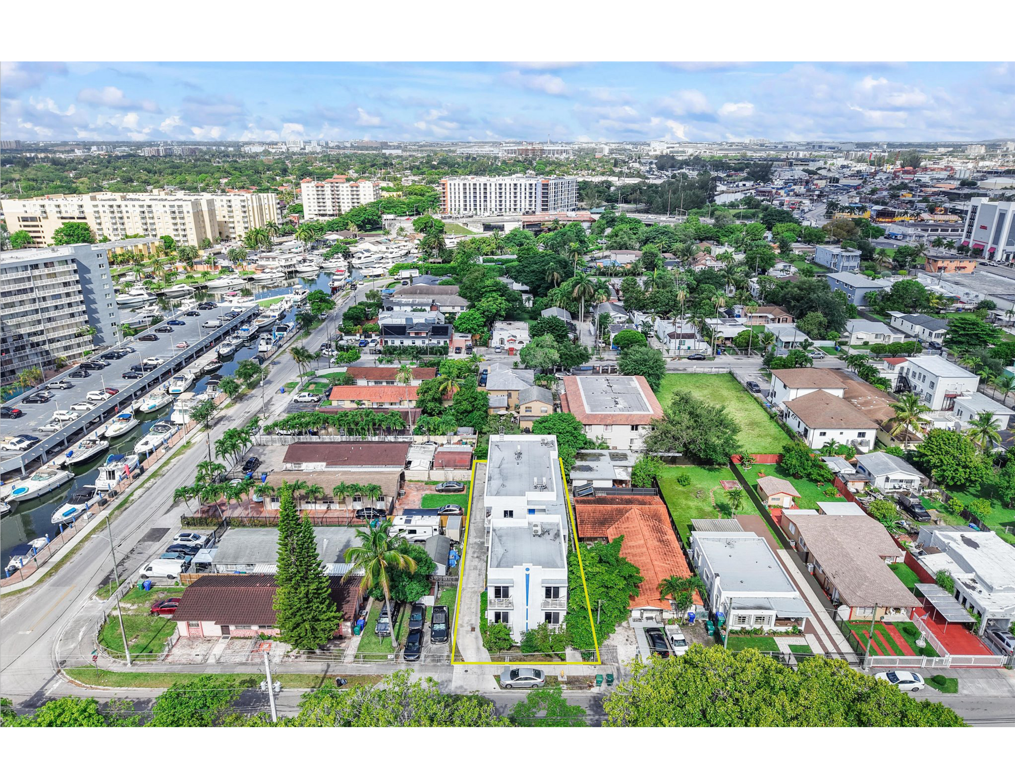 1860 NW 24th Ave, Miami, FL à vendre Photo de l’immeuble– Image 1 sur 40