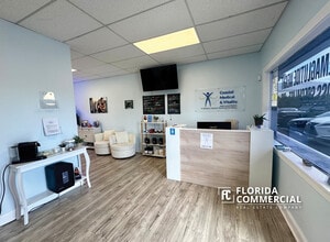 1520-1712 NW Federal Hwy, Stuart, FL à louer Photo intérieure– Image 2 sur 9