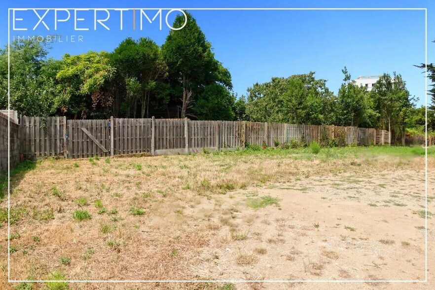 Terrain dans Saint-Nazaire à vendre - Photo de l’immeuble – Image 1 sur 12