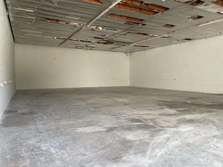 2112 Lee Ave, South El Monte, CA à vendre - Photo intérieure – Image 3 sur 11