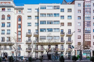 Plus de détails pour Calle de O'donnell, 29, Madrid - Local commercial à louer