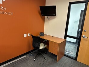 7220 N Lindbergh Blvd, Hazelwood, MO à louer Photo intérieure– Image 2 sur 3