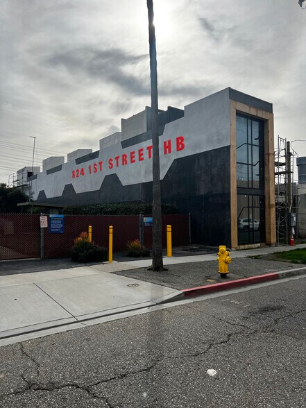 824 1st St, Hermosa Beach, CA à vendre - Photo de l’immeuble – Image 3 sur 16
