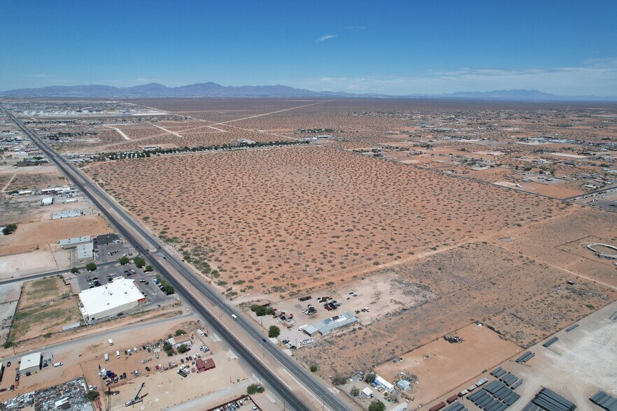 14700 Montana Ave, El Paso, TX à vendre - Photo de l’immeuble – Image 3 sur 4