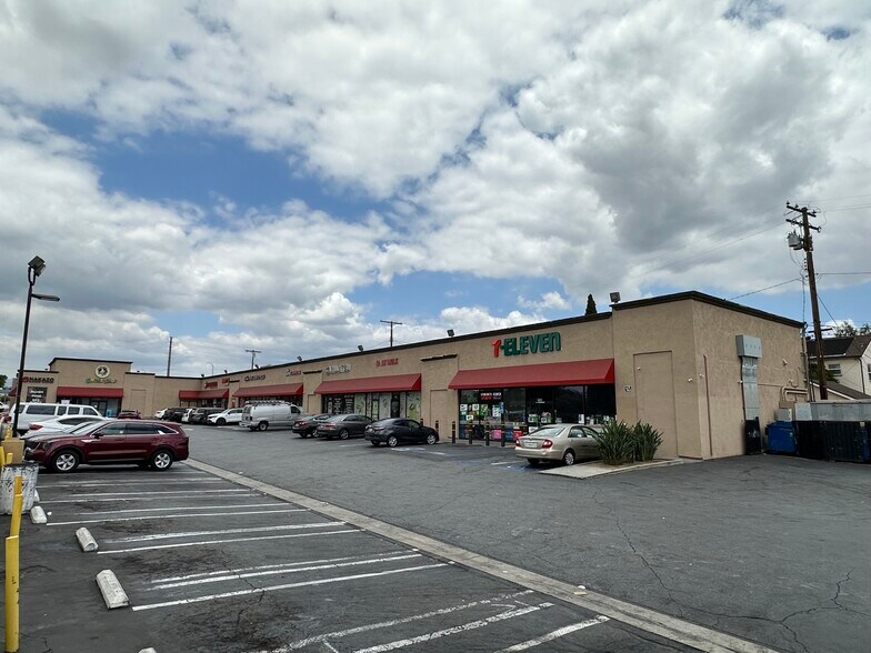 2120-2150 S Fremont Ave, Alhambra, CA à louer - Photo de l’immeuble – Image 2 sur 6