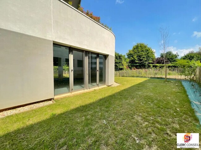 Plus de détails pour Bureau à vendre