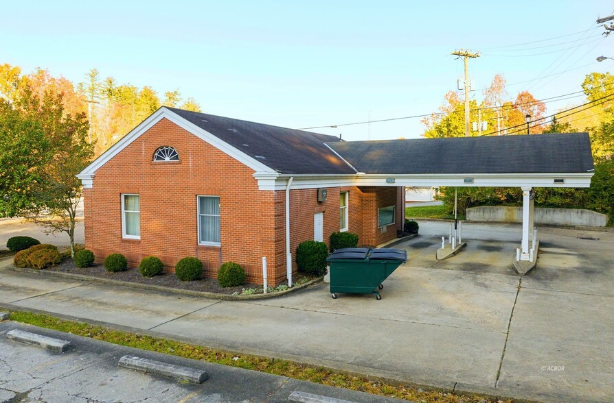 368 Richland Ave, Athens, OH à vendre - Photo de l’immeuble – Image 3 sur 23